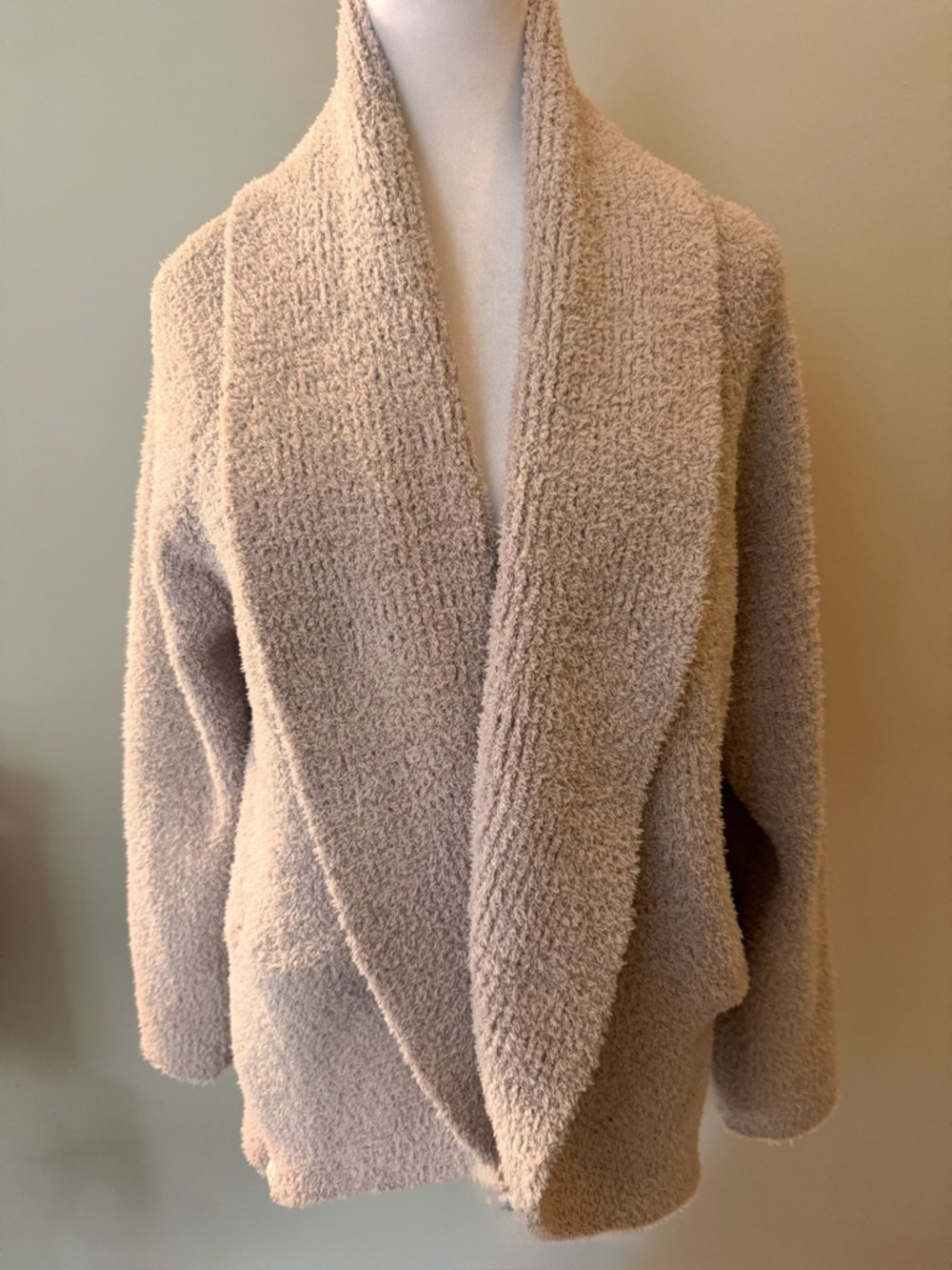 NEW WITH TAGS BAREFOOT DREAMS COZYTWIST COCOON CARDIGAN-MEDIUM - Picture 2 of 8